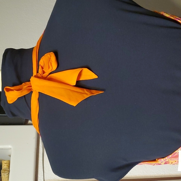 Silk Halter Dress; sz 8 - Picture 11 of 15